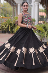 Black Cotton Kachchi Mirror Worked Chaniya Choli