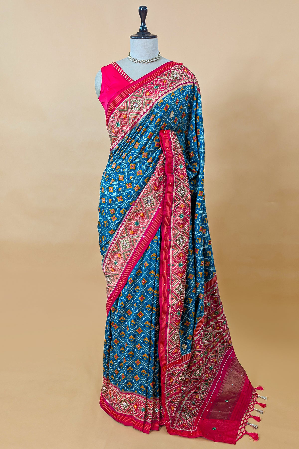 Blue Silk Traditional Woven Checks Woven Saree with Contrast Pallu and Border