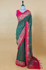 Dark Green Silk Traditional Woven Saree with Contrast Border and Pallu
