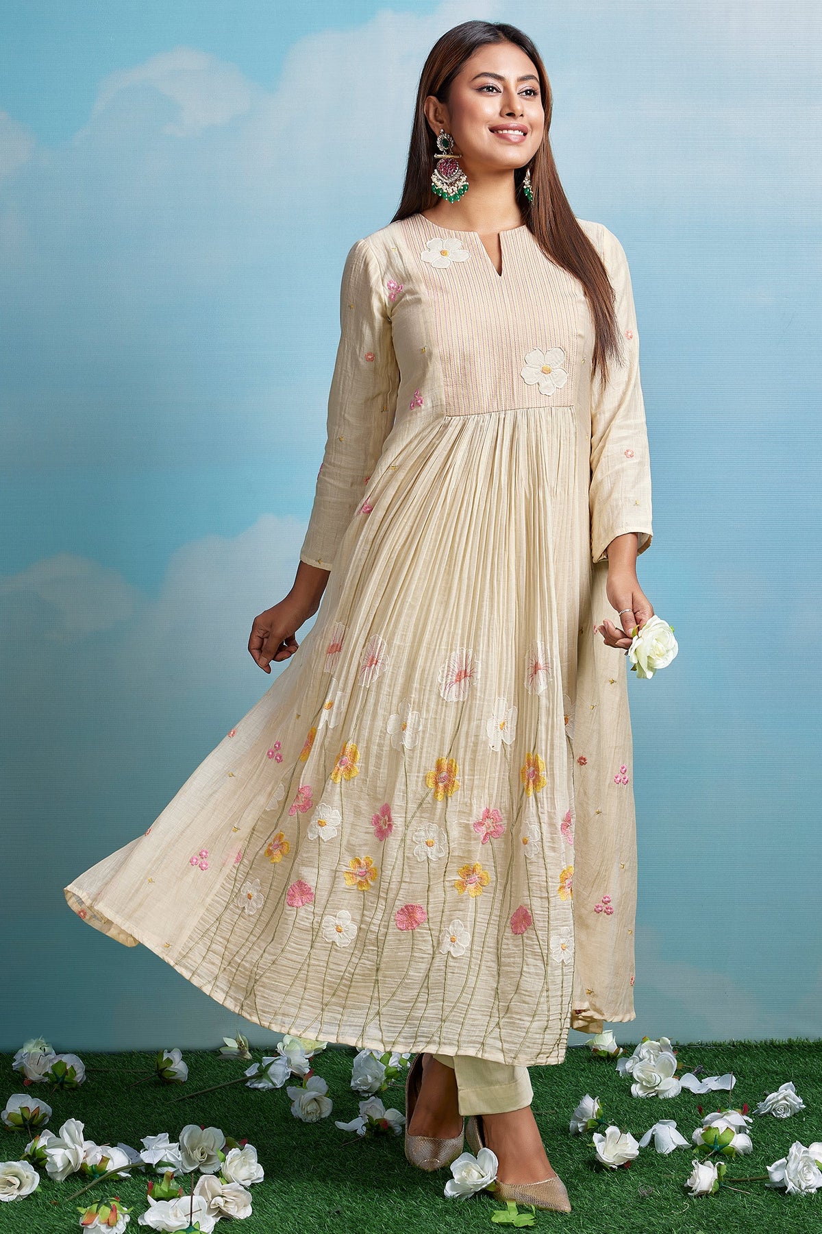 Ivory White Mul Cotton Floral Motif Flared Anarakli Set